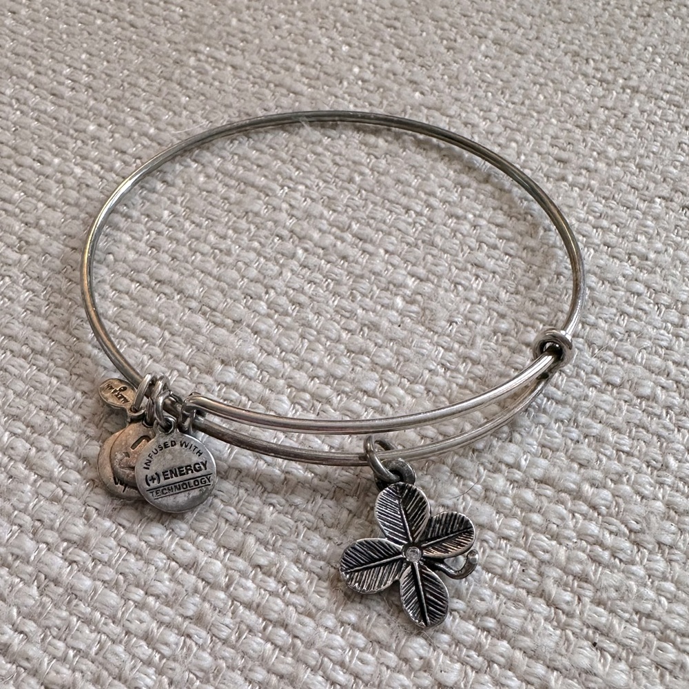 Four Leaf Clover, Gently Worn Alex & Ani Bracelet